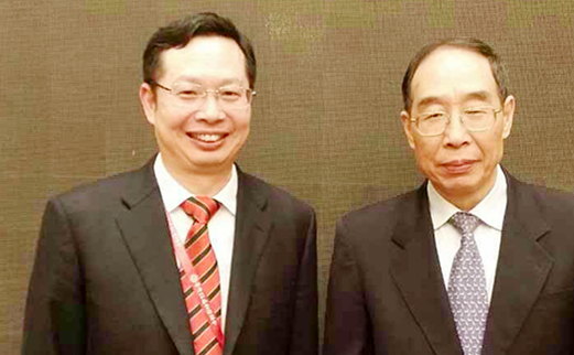 2014年5月福建省委书记尤权与6686在线登录官网入口-6686(中国)集团董事长苏庆灿亲切合影