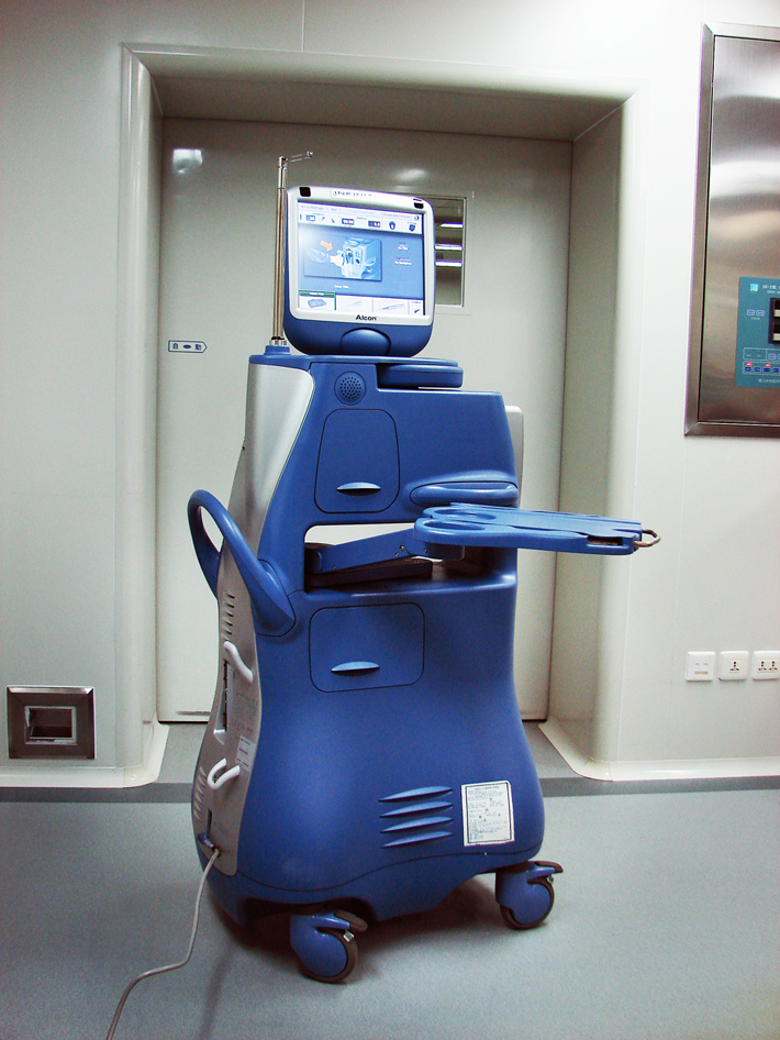 1-12011115500AQ.jpg