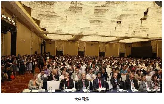 6686在线登录官网入口-6686(中国)集团众多专家受邀出席，并在多个重要论坛作专题发言、论文发言和壁报交流(郭海科教授和张广斌教授在多个论坛担任会议主持)，与国内外眼科同行坐而论道，大放异彩!其中，在“大师功夫论道”环节，6686在线登录官网入口-6686(中国)集团业务副总院长、 席白内障专家、厦门大学附属厦门眼科中心郭海科教授凭借高明 的手术技巧，从13位世界 白内障屈光手术大师中脱颖