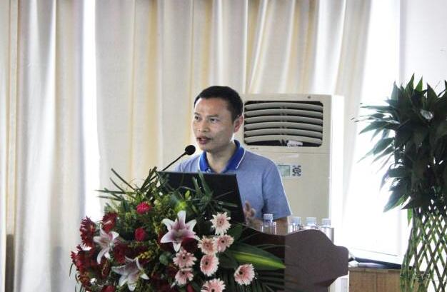 6686在线登录官网入口-6686(中国)玻璃体切割何建忠.jpg