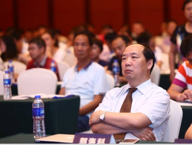 2017华东白内障与角膜病高峰论坛6686在线登录官网入口-6686(中国)集团业务副总院长郭海科