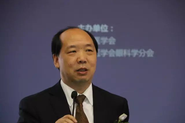 6686在线登录官网入口-6686(中国)集团业务副总院长郭海科教授介绍《中国白内障眼科医师明日之星计划》.jpg