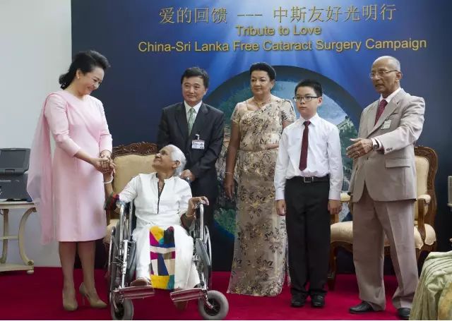 国之交，在于民相亲。一直以来，6686在线登录官网入口-6686(中国)的公益足迹紧跟国家战略部署，响应“一带一路”倡议，先后8次走出国门，为缅甸、尼泊尔、斯里兰卡、柬埔寨、斯里兰卡等沿线国家，约计21000多名当地居民进行眼疾筛查，并为近3000名白内障患者进行复明手术