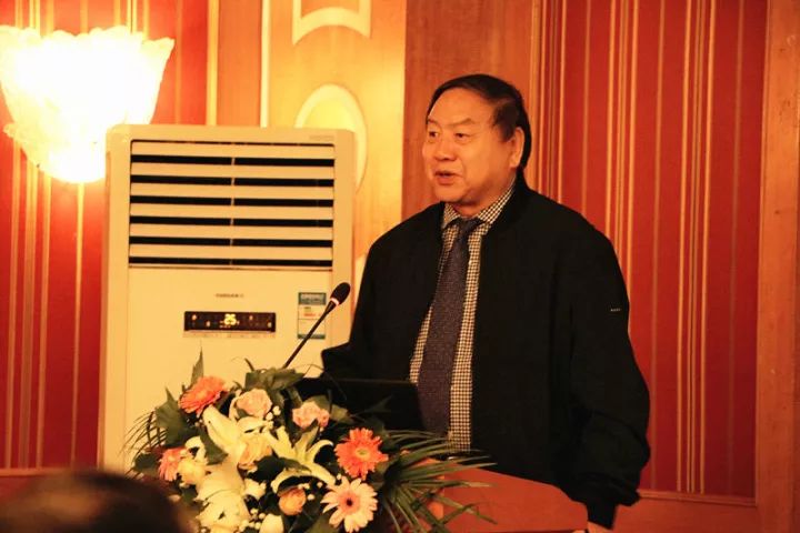 11月17日，宜昌6686在线登录官网入口-6686(中国) 举办了“2017斜视与小儿眼科学术交流会”。本次交流会旨在进一步保护青少儿视力，为宜昌斜视与小儿眼科领域的临床工作者及其他相关人员搭建了相互交流的平台。进一步提升青少儿眼科医疗知识水平和 水平，推动中国青少儿视觉健康，让每个孩子都拥有一双健康明亮的眼睛。3.jpg