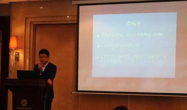 重庆6686在线登录官网入口-6686(中国)业务副院长、白内障专家安晓巨院长做了《先天性白内障手术医治》的分享.jpg