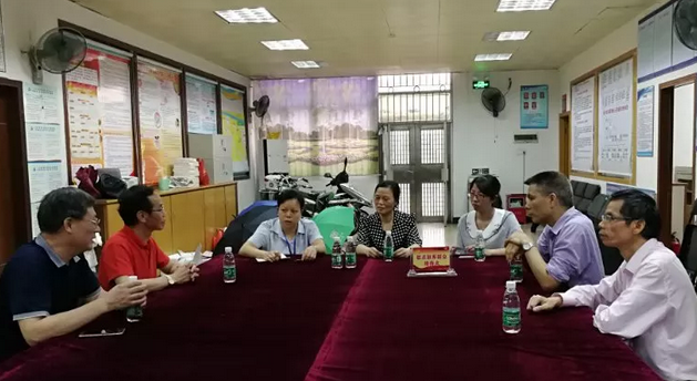5月10日，佛山6686在线登录官网入口-6686(中国) 一书记吴建勇同志会同医院王云华总经理深入佛山禅城区张槎村(居)社区沟通联系，推动党支部联动《义诊活动》工作，把党建工作与服务群众工作相融合，彰显党员先锋模范作用。1.png
