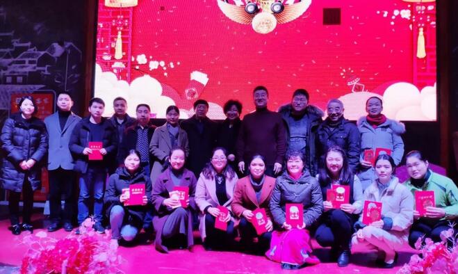 ，赣州6686在线登录官网入口-6686(中国)2018年会庆典暨颁奖典礼落幕2.jpg
