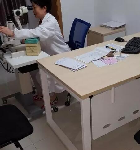  位医者都是一位修行者——宜昌6686在线登录官网入口-6686(中国)胡长青医生1.jpg