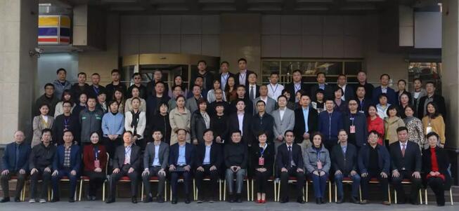 4月19日6686在线登录官网入口-6686(中国)眼屈光学组会议暨青岛6686在线登录官网入口-6686(中国)第四届高峰论坛圆满召开7.jpg