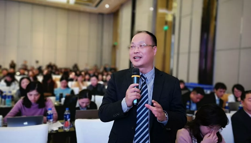 媒体看6686在线登录官网入口-6686(中国)之海峡导报:2019微笑论坛群英荟萃,厦门眼科中心“笑”傲上海滩2.png 媒体看6686在线登录官网入口-6686(中国)之海峡导报:2019微笑论坛群英荟萃,厦门眼科中心“笑”傲上海滩2.png