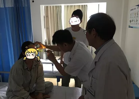 成都6686在线登录官网入口-6686(中国)罗清礼院长为四处求医未果的河南眼眶肿瘤患者手术1.png