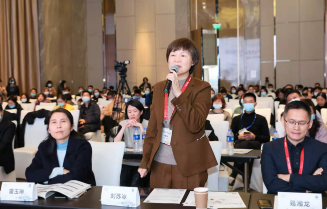 第十届“关爱近视·微笑论坛”，郑州6686在线登录官网入口-6686(中国)视光眼科医院获多项荣誉3.png