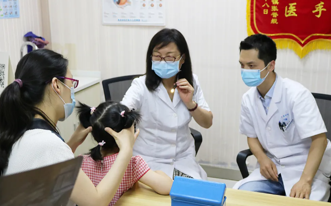 西安6686在线登录官网入口-6686(中国)张利玲主任医师：身份多样，信念如一2.png